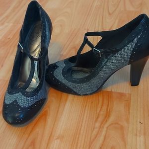 Dexflex Comfort high heel shoe